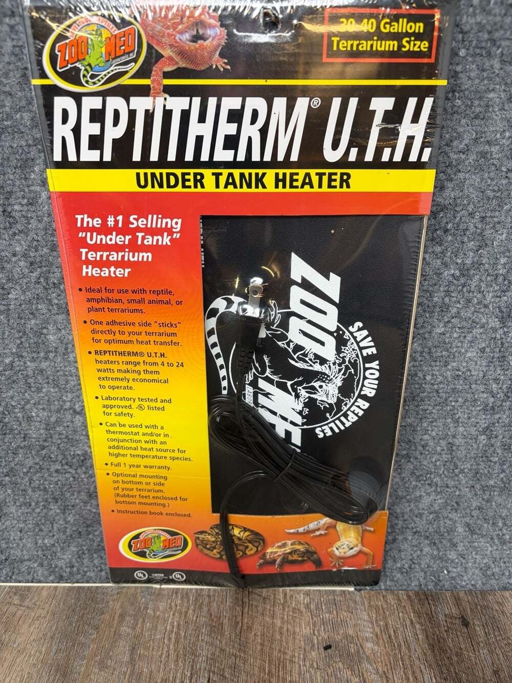 Zoo Med ReptiTherm U.T.H. Under Tank Heater 30-40 Gallon Terrarium Size RH-5
